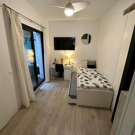 Casa Duque Compartida Familiar 2- Bano Propio Севилья